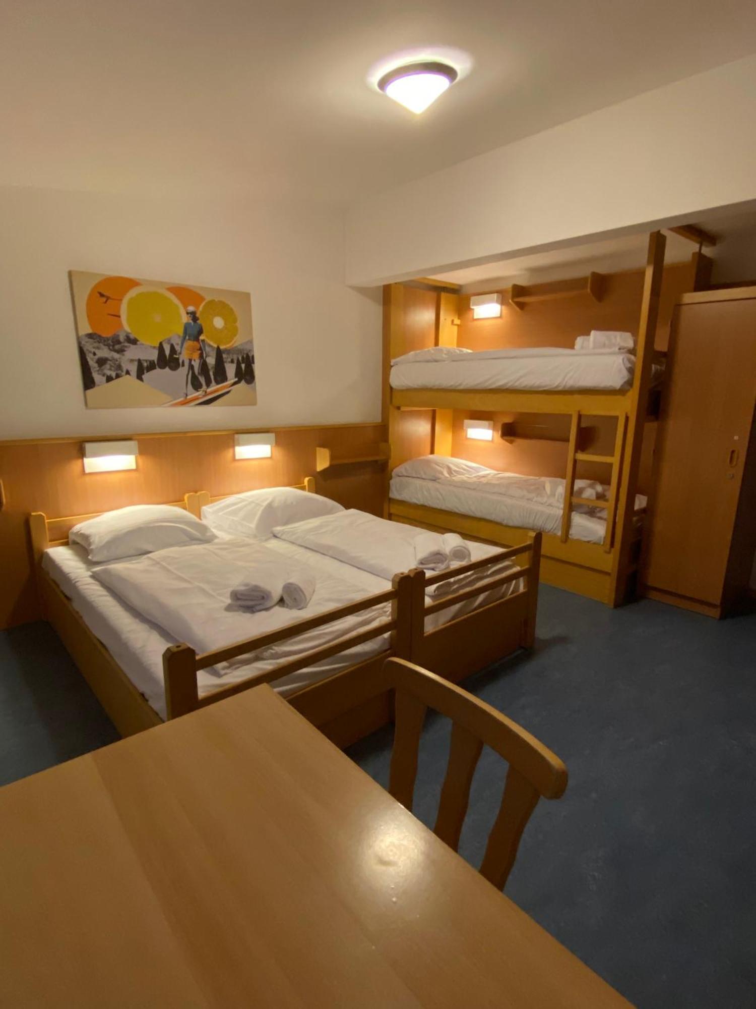 Twenty Seven City Hotel ツェル アム ゼー エクステリア 写真